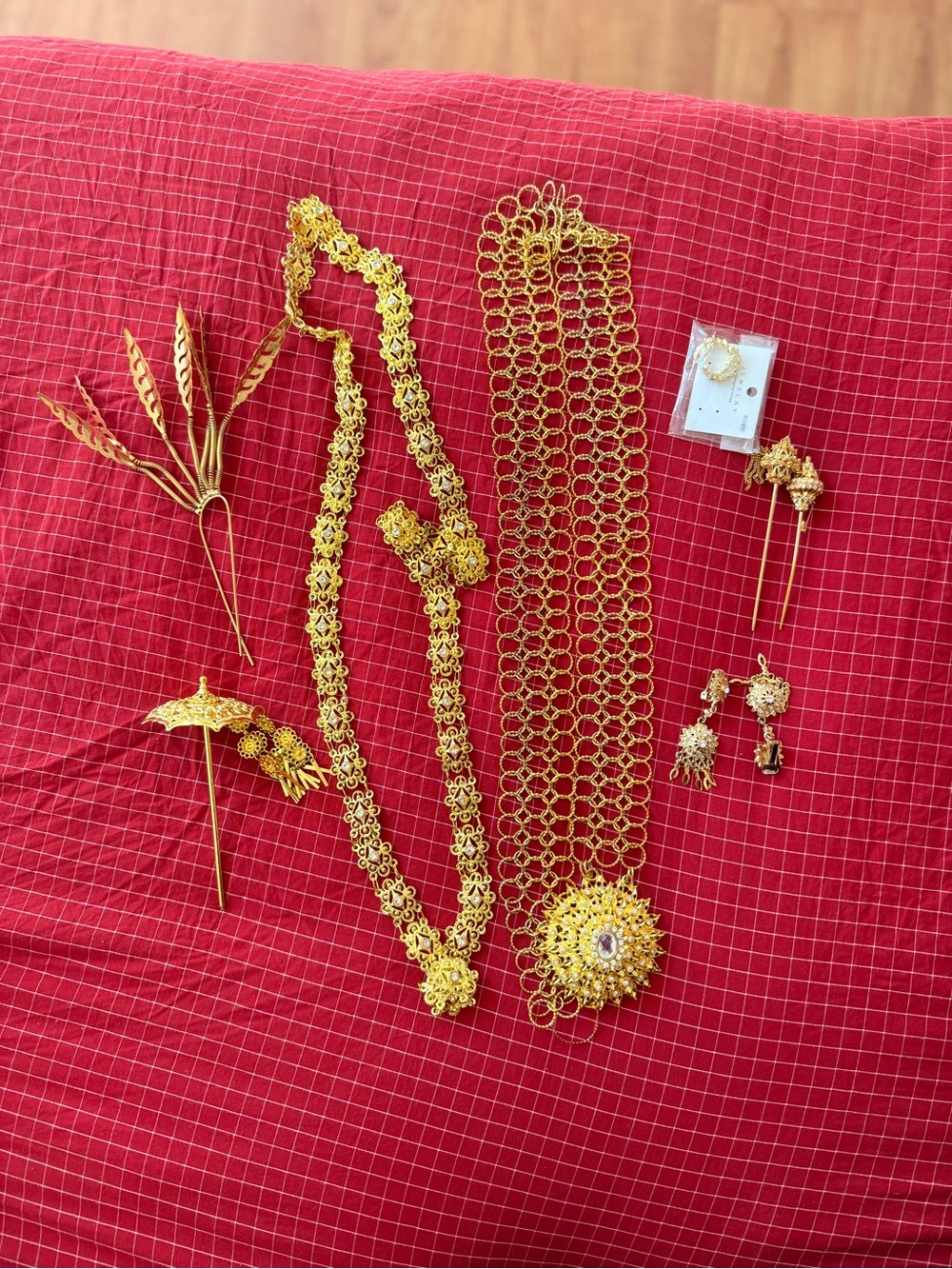 Lao and Thai Gold-Tone Women's Jewelry Set